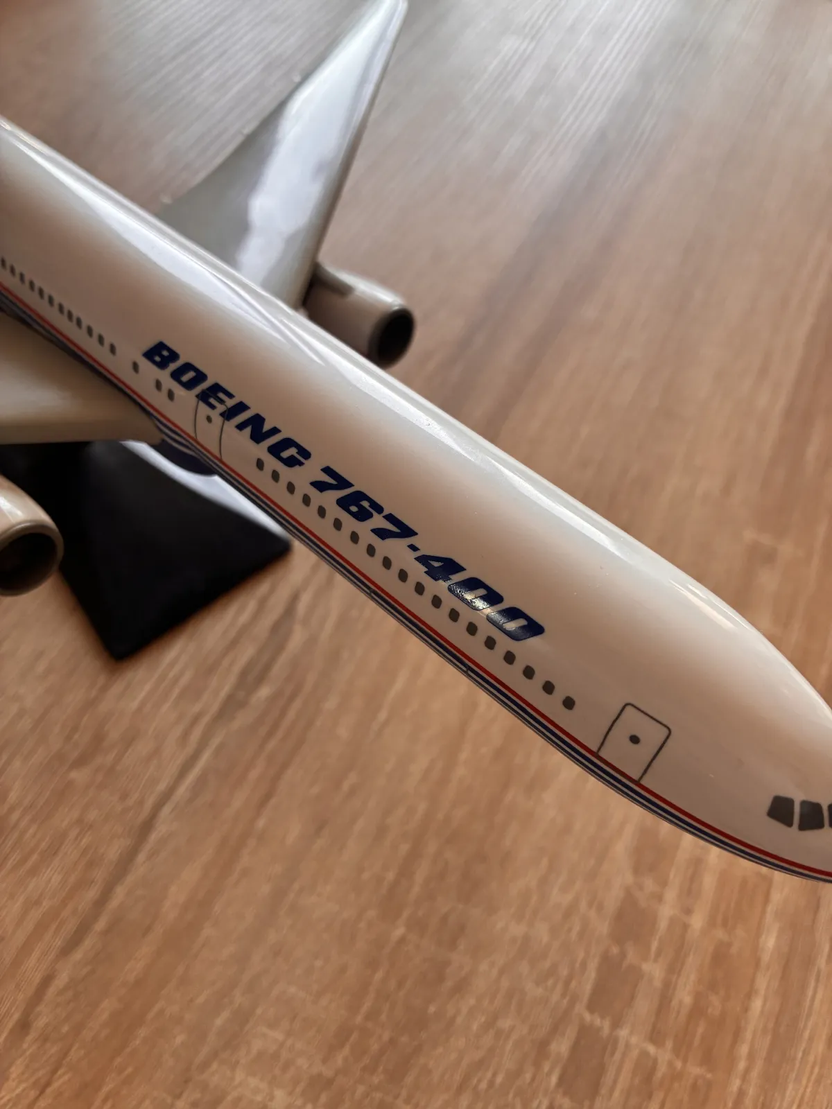 Maketa aviona Boeing 767-400 — 2