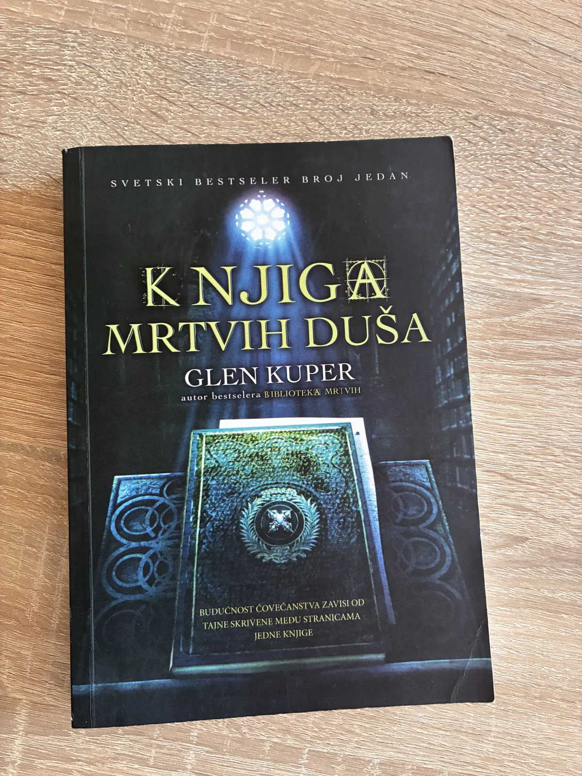 Knjiga mrtvih duša Glen Kuper