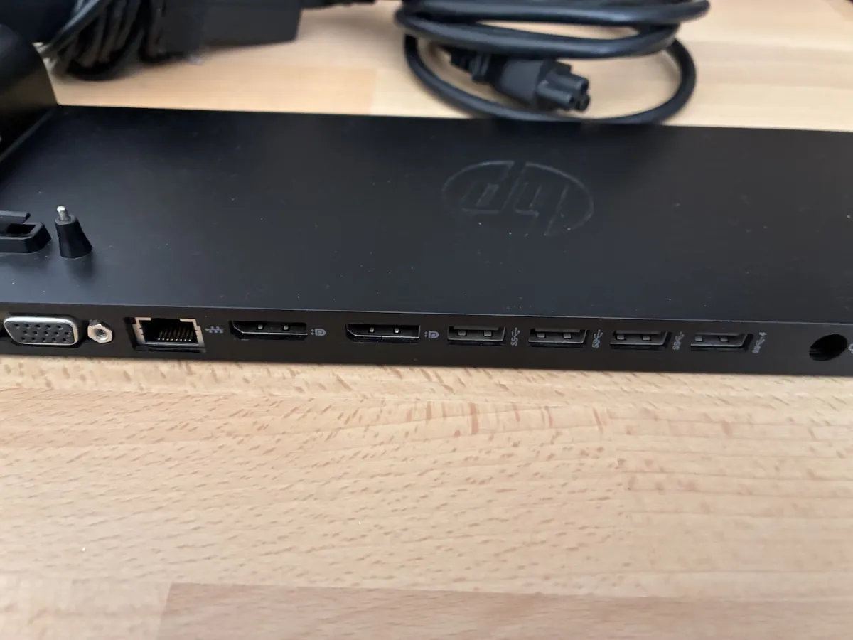 HP 2013 ultraslim docking station za laptop — 2