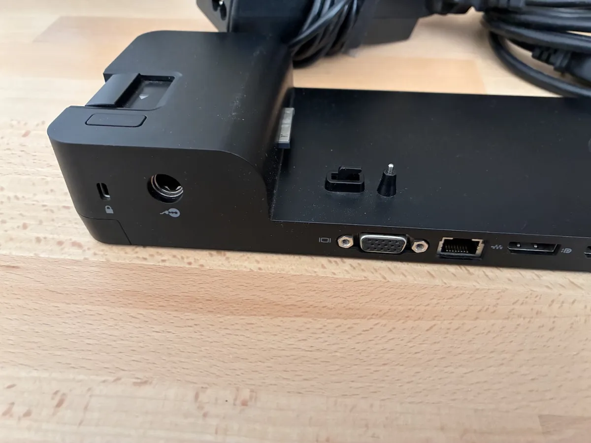 HP 2013 ultraslim docking station za laptop — 3