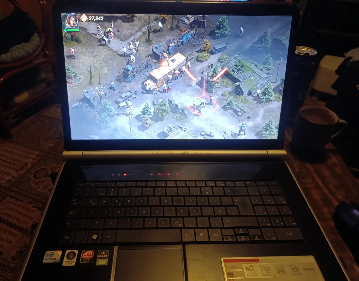 Packard Bell EasyNote LJ65 – Veliki 17.3" LapTop — 2