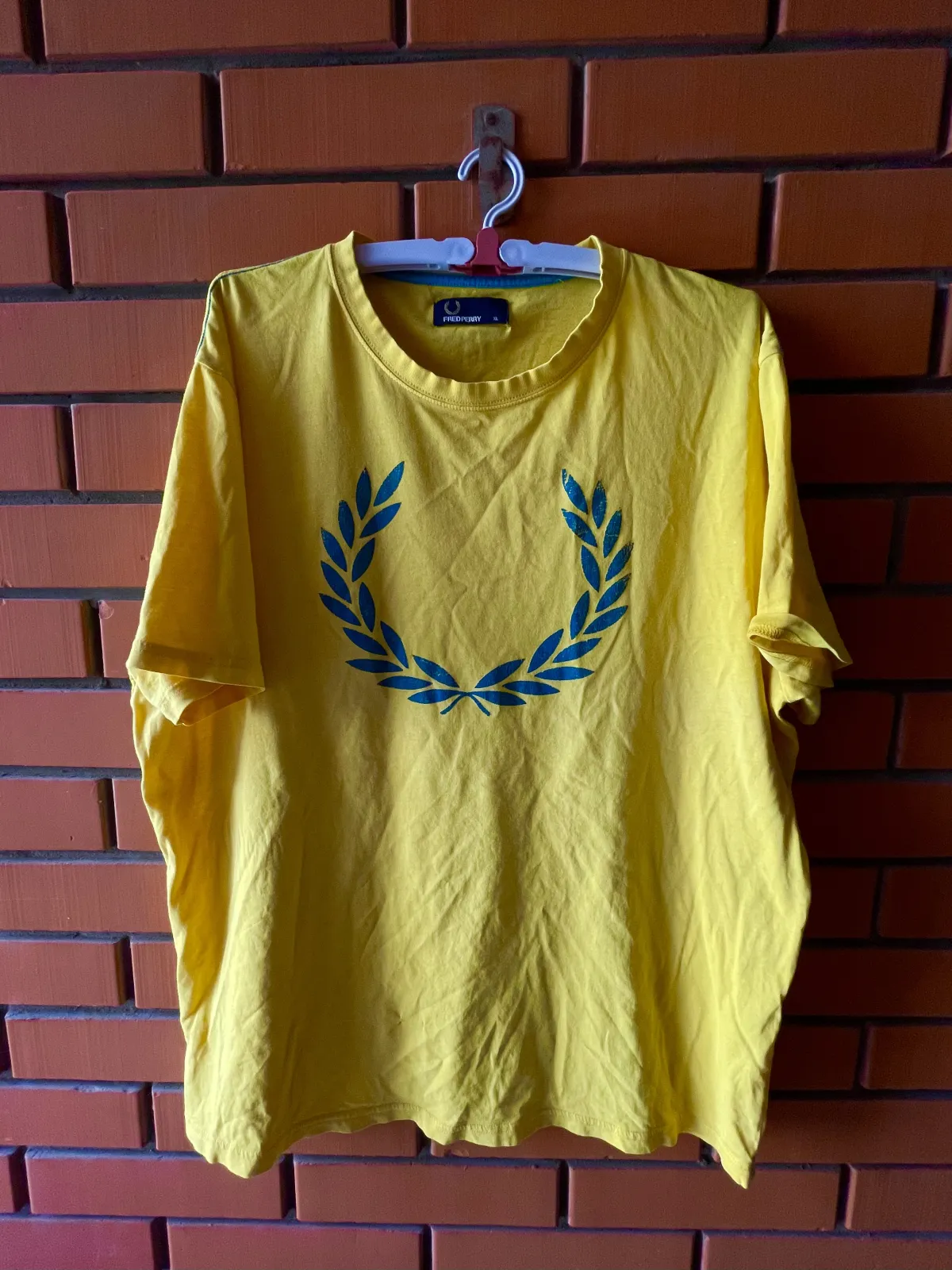 Fred Perry XL — 1