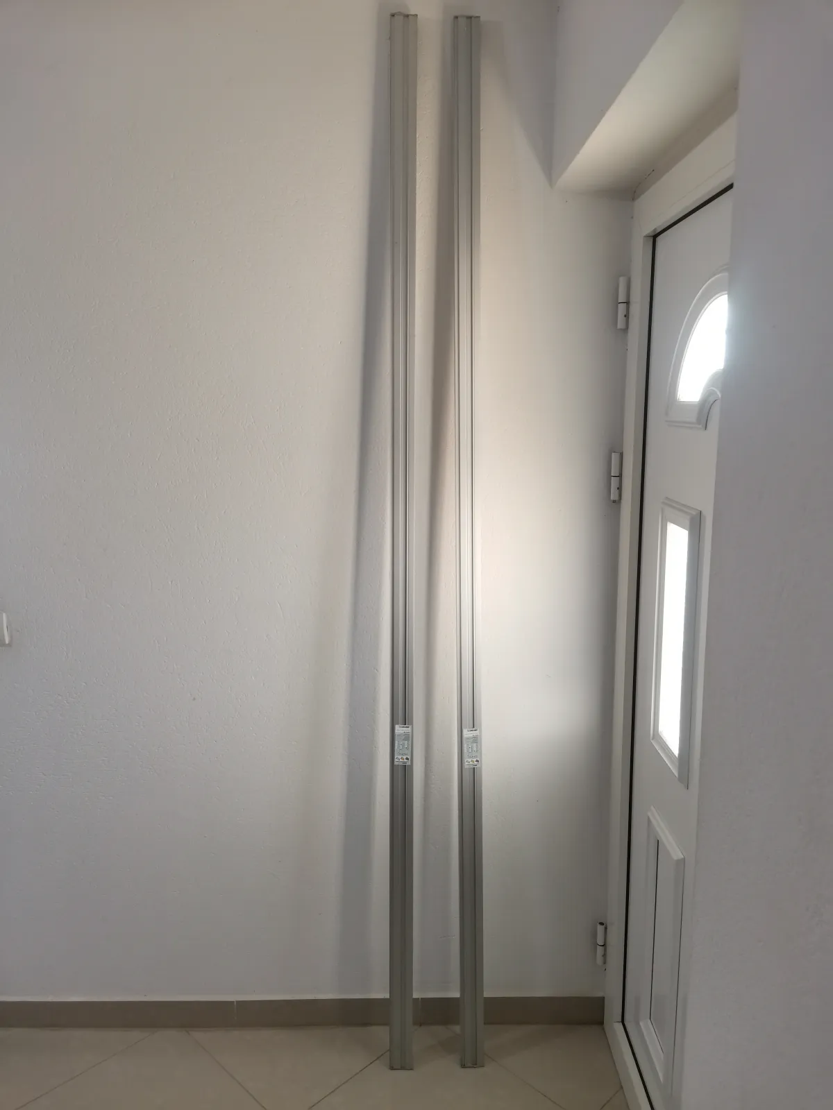 Aluminijumske garnišne 2,5m — 4