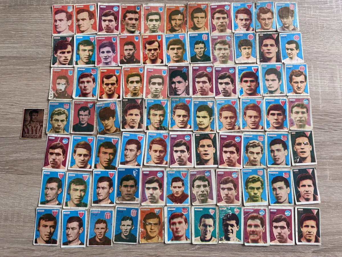 Veliki lot starih sličica iz 1969. fudbaleri