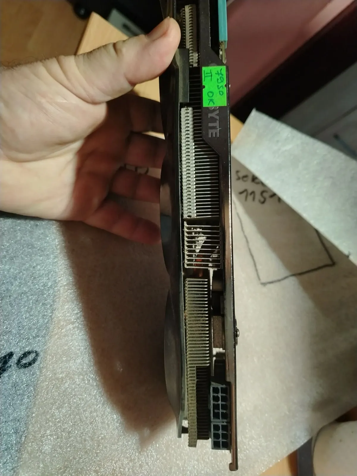 Graficka kartica 7950 3Gb ram DDR5 — 3