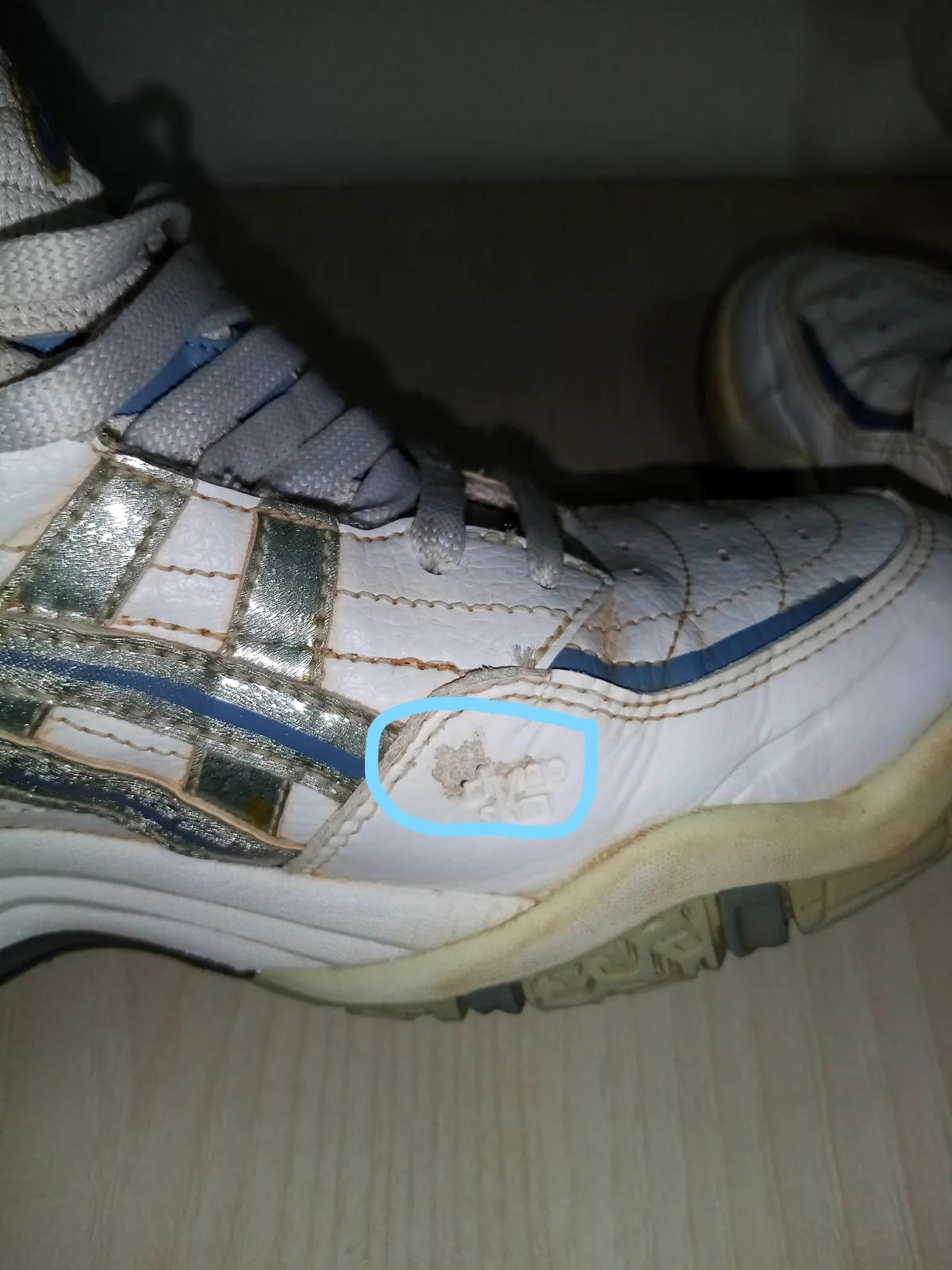 Original Asics kozne patike za tenis broj 39 — 2