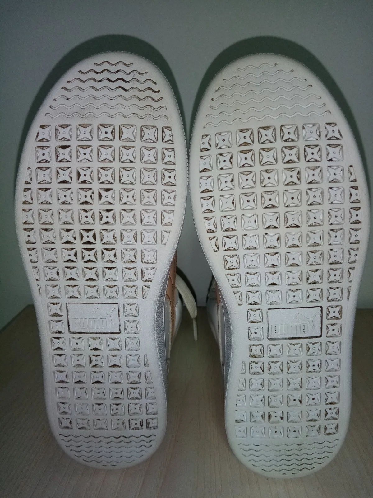 Puma dečije duboke patike broj 35 - 36 — 9